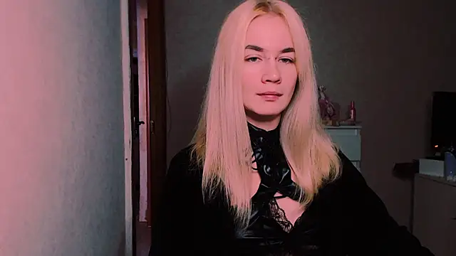 xxxcharismaaa online show from 10-09-25, 03:04