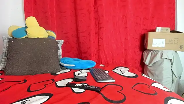 BlowMommy  online show from 10-25-25, 10:12