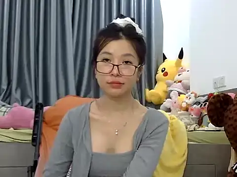 Cute Ruby01 online show from 12-06-24, 03:00