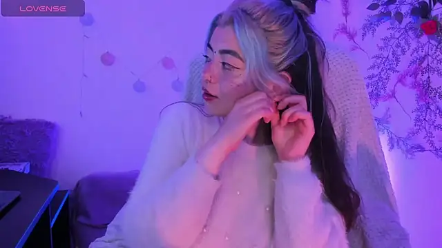 Sammysammy  online show from 03-08-25, 05:59