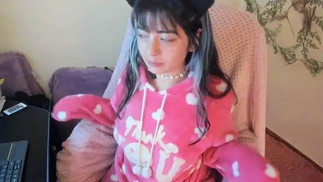 Sammysammy  online show from 10-06-25, 05:05