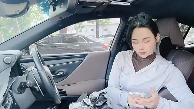 Snapshot of orla2021 chatting on 12-02-24, 01:03 orla2021 online show from 12-02-24, 01:03