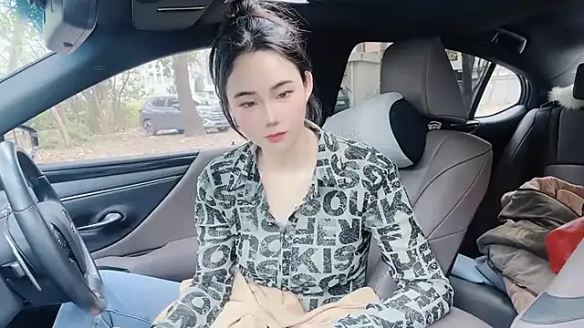 Snapshot of orla2021 chatting on 02-28-25, 01:37 orla2021 online show from 02-28-25, 01:37