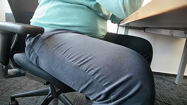 69bezfleku online show from 11-11-25, 07:41