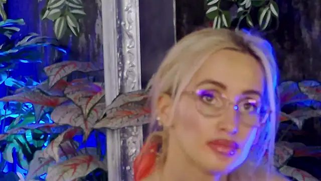 IsabelleEthan online show from 02-24-25, 09:10