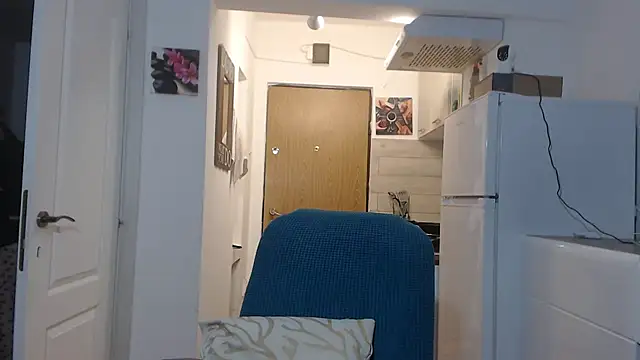 simyhvn online show from 02-18-25, 05:09