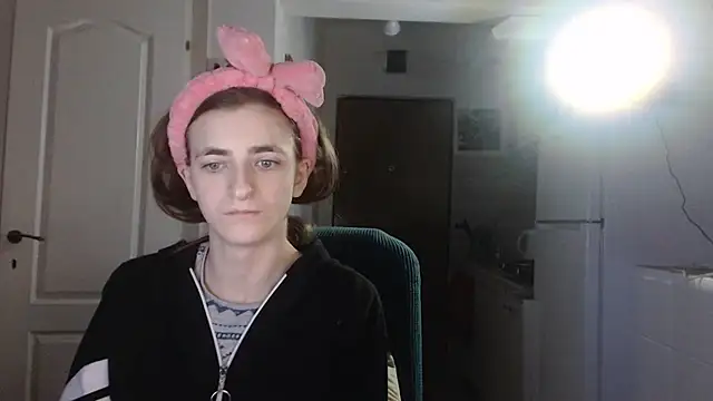 simyhvn online show from 02-21-25, 05:02