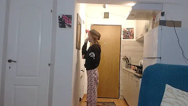 simyhvn online show from 02-22-25, 05:12