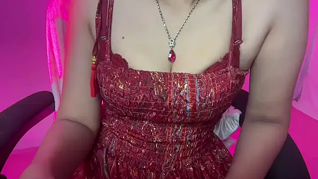 Snapshot of Queen_Angelena chatting on 11-28-25, 05:15 Queen Angelena online show from 11-28-25, 05:15