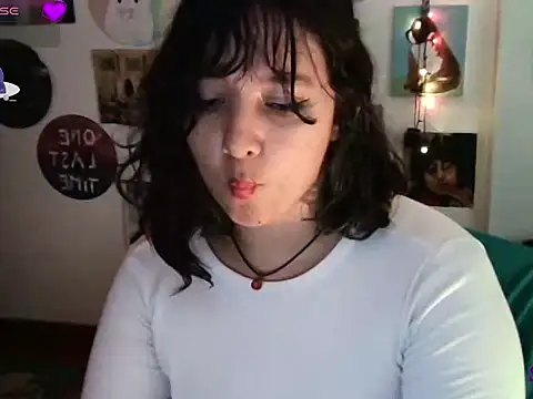 Snapshot of soynanabela28 chatting on 03-03-25, 10:42 soynanabela28 online show from 03-03-25, 10:42