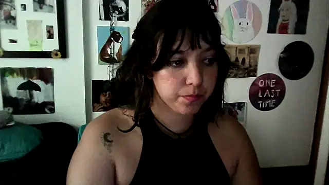 Snapshot of soynanabela28 chatting on 03-17-25, 10:17 soynanabela28 online show from 03-17-25, 10:17