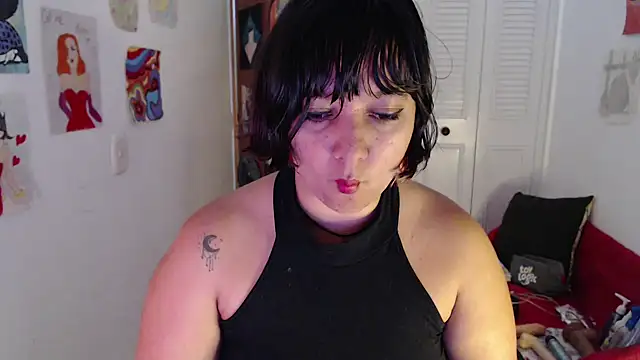 Snapshot of soynanabela28 chatting on 09-17-25, 05:20 soynanabela28 online show from 09-17-25, 05:20