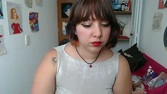 Snapshot of soynanabela28 chatting on 10-06-25, 05:21 soynanabela28 online show from 10-06-25, 05:21