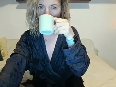 Snapshot of Jadore_able chatting on 01-12-25, 02:45 Jadore able online show from 01-12-25, 02:45