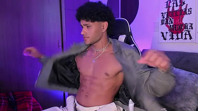 Alessandro Vanni online show from 04-13-26, 09:31