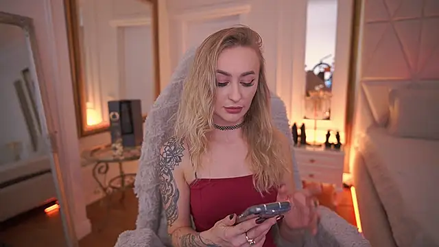 GraceCandy online show from 02-10-26, 10:36