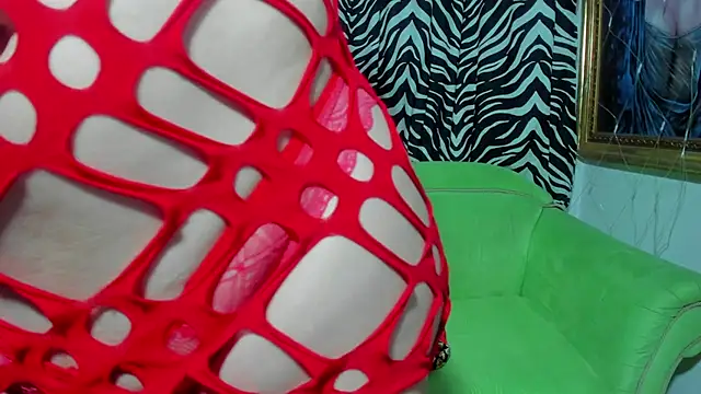 Snapshot of mia_beatles chatting on 03-03-25, 06:44 mia beatles online show from 03-03-25, 06:44