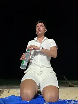 Thiago jones online show from 11-17-25, 03:12