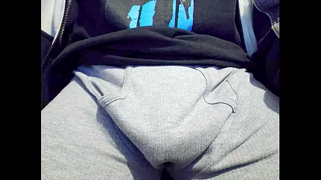 hairyuncut00 online show from 11-30-25, 10:58