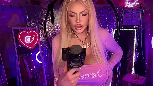 bimbotwerkqueen online show from 03-16-25, 06:20