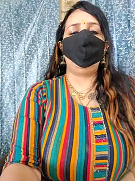 Snapshot of cute-tanvi chatting on 02-05-25, 08:00 cute-tanvi online show from 02-05-25, 08:00