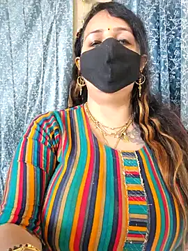 Snapshot of cute-tanvi chatting on 02-07-25, 07:07 cute-tanvi online show from 02-07-25, 07:07