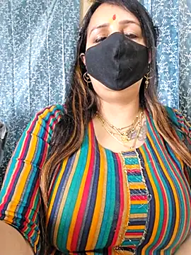 Snapshot of cute-tanvi chatting on 02-26-25, 07:53 cute-tanvi online show from 02-26-25, 07:53