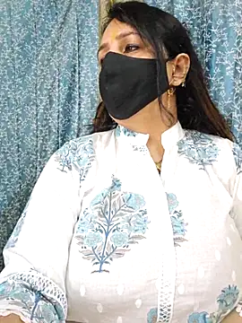 Snapshot of cute-tanvi chatting on 02-28-25, 04:54 cute-tanvi online show from 02-28-25, 04:54