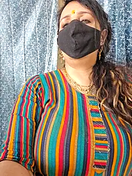 Snapshot of cute-tanvi chatting on 03-03-25, 05:20 cute-tanvi online show from 03-03-25, 05:20