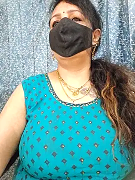 Snapshot of cute-tanvi chatting on 03-11-25, 01:26 cute-tanvi online show from 03-11-25, 01:26