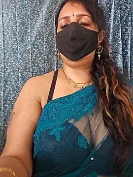 Snapshot of cute-tanvi chatting on 03-17-25, 04:29 cute-tanvi online show from 03-17-25, 04:29