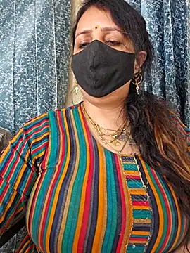 Snapshot of cute-tanvi chatting on 03-21-25, 04:17 cute-tanvi online show from 03-21-25, 04:17