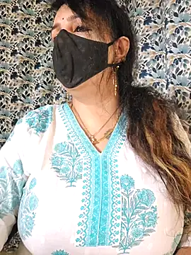 Snapshot of cute-tanvi chatting on 09-16-25, 01:17 cute-tanvi online show from 09-16-25, 01:17