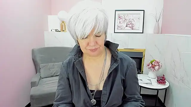 Snapshot of CarmenSoft chatting on 12-12-24, 02:48 CarmenSoft online show from 12-12-24, 02:48
