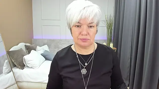 Snapshot of CarmenSoft chatting on 12-21-24, 08:43 CarmenSoft online show from 12-21-24, 08:43