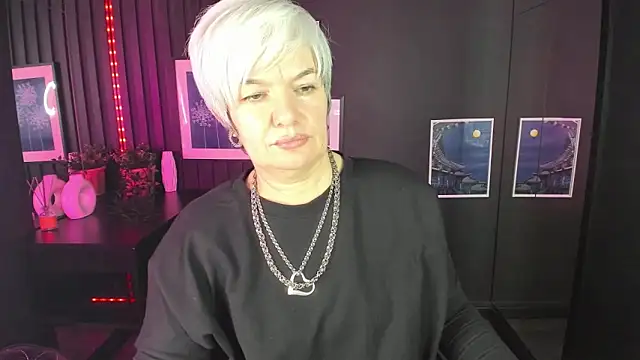 Snapshot of CarmenSoft chatting on 01-04-25, 02:46 CarmenSoft online show from 01-04-25, 02:46