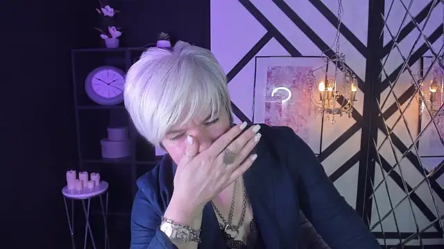 Snapshot of CarmenSoft chatting on 01-19-25, 03:29 CarmenSoft online show from 01-19-25, 03:29