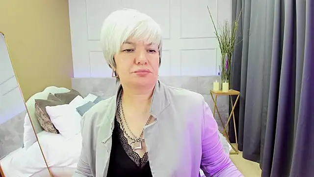 Snapshot of CarmenSoft chatting on 01-21-25, 01:29 CarmenSoft online show from 01-21-25, 01:29