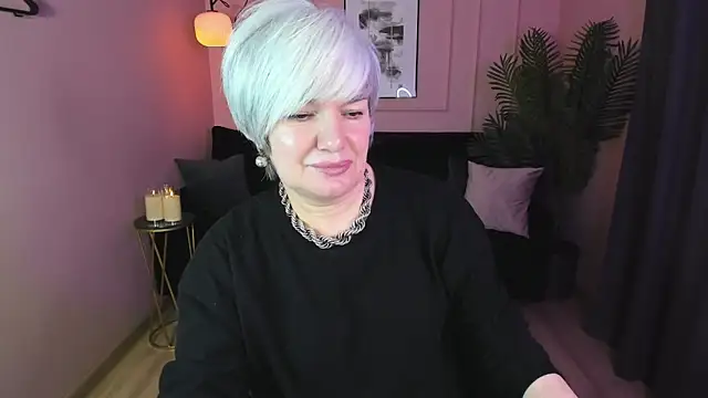 Snapshot of CarmenSoft chatting on 02-08-25, 09:04 CarmenSoft online show from 02-08-25, 09:04
