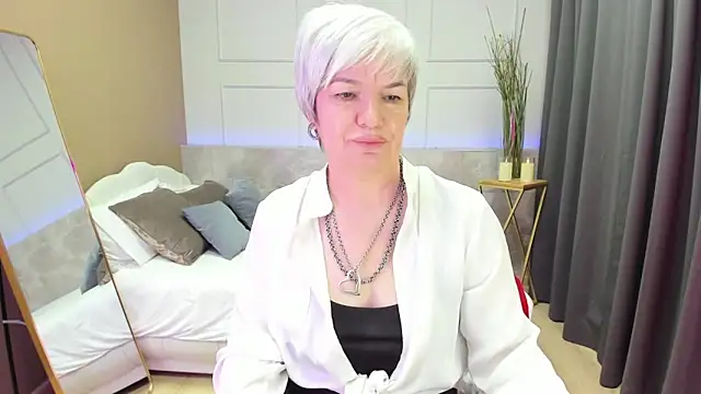 Snapshot of CarmenSoft chatting on 02-12-25, 02:56 CarmenSoft online show from 02-12-25, 02:56