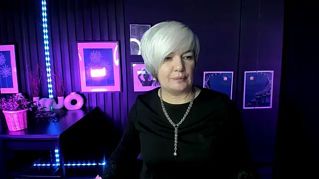 CarmenSoft online show from 12-01-25, 08:47