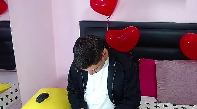 ares sexxx online show from 02-14-25, 06:51