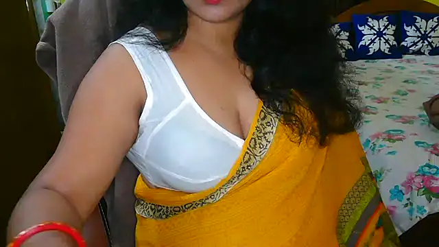 Snapshot of Anushka_21 chatting on 12-03-24, 06:26 Anushka 21 online show from 12-03-24, 06:26