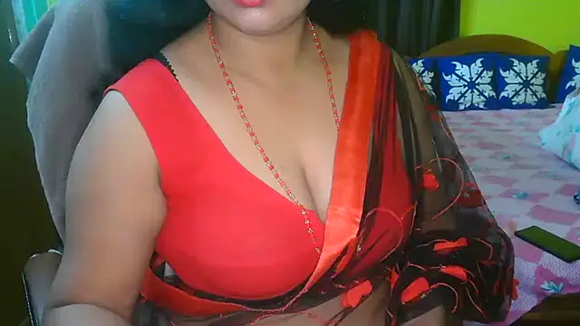 Snapshot of Anushka_21 chatting on 12-08-24, 12:51 Anushka 21 online show from 12-08-24, 12:51