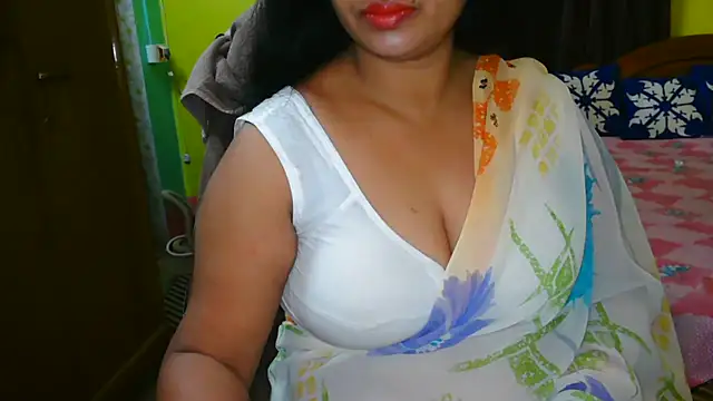 Snapshot of Anushka_21 chatting on 12-17-24, 12:45 Anushka 21 online show from 12-17-24, 12:45