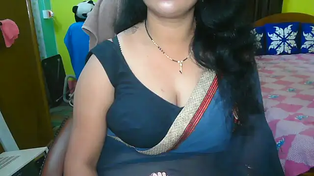 Snapshot of Anushka_21 chatting on 02-16-25, 07:27 Anushka 21 online show from 02-16-25, 07:27