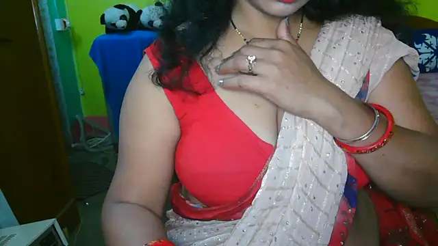 Snapshot of Anushka_21 chatting on 03-04-25, 02:17 Anushka 21 online show from 03-04-25, 02:17