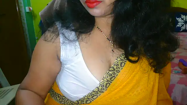 Snapshot of Anushka_21 chatting on 03-04-25, 07:43 Anushka 21 online show from 03-04-25, 07:43