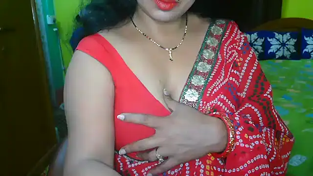 Snapshot of Anushka_21 chatting on 03-22-25, 01:43 Anushka 21 online show from 03-22-25, 01:43