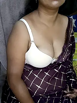 Snapshot of Anushka_21 chatting on 09-09-25, 07:08 Anushka 21 online show from 09-09-25, 07:08